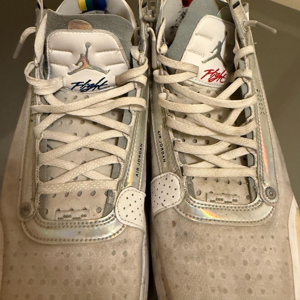 Jordan Sneakers White and Gray